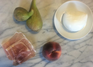 Fig peach salad ingredients